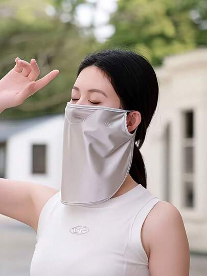 1个夏季透气口罩，舒适耳挂，半脸轻薄奢华口罩，弹性耳挂，高弹力但不紧绷，适合户外骑行和运动，防风防晒口罩