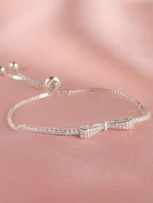 1pc Luxury Fashion Heart-Shaped Inlaid Women's Bracelet, Gift For Friends Party - Silver - View 2