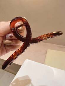2pcs/1pc 10.5cm/4.13in Amber Color Oversized One-Piece Hair Claw Clips, Ombre Gradient Color, Fashionable Versatile Elegant Minimalist Design Hair Accessories Suitable For Daily Wear, Casual, Party, Commute, Washing Face/Hair, Makeup, Outfit Matching,Travel,Birthday - Multicolor - View 5