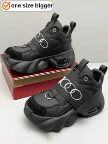 Choisissez une taille au-dessus, choisissez une taille au-dessus, choisissez une taille en-dessous, sélectionnez la bonne taille. Chaussures de sport à enfiler, nouvelles chaussures de mode confortables pour l'automne/hiver 2026 avec boucle métallique, amorti à air, semelle plateforme antichoc. Baskets punk rock rétro épaisses, chaussures de course polyvalentes, convenant pour toutes les saisons, chaussures blanches décontracté, chaussures de style britannique pour jeunes et étudiants, chaussures de Noël (choisissez une taille au-dessus) - Noir - Voir 4