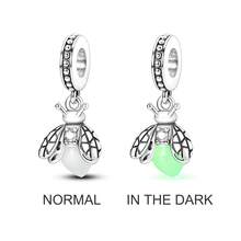 1 pièce breloque d'abeille, de cœur bleu et d'œil mauvais qui brille dans le noir, de couleur or et argent. Parfait pour bracelets, colliers, pendentifs DIY. Convient aux bracelets européens pour femmes. Style nature mignon, cadeau parfait pour les amateurs d'abeilles et les anniversaires. - Argent - Voir 4