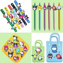Bộ phụ kiện tự làm túi hình hoạt hình dễ thương Sanrio, 40/20/10 chiếc, gồm các hình mèo KT, Kuromi, My Melody, Cinnamoroll bằng nhựa PVC, phụ kiện trang trí dép gỗ đáng yêu, kẹp giày tự làm, quà tặng lý tưởng cho mùa tựu trường và Ngày của Mẹ, phù hợp với dép xăng đan và dép lê, phụ kiện trang trí giày dép, quà tặng sinh nhật hoàn hảo cho người hâm mộ Sanrio. - Nhiều màu - Xem 4