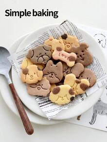 O formă de tăietor de biscuiți drăguță cu model de câine, o formă de biscuiți pentru părinți și copii, provizii pentru prânz pentru sezonul școlar, ștampile pentru biscuiți cu diverse modele de desene animate cu câini, lăbuțe mici și oase mici și o formă de desert, potrivită pentru prepararea de mici gustări ca daruri. - Vizualizare 2
