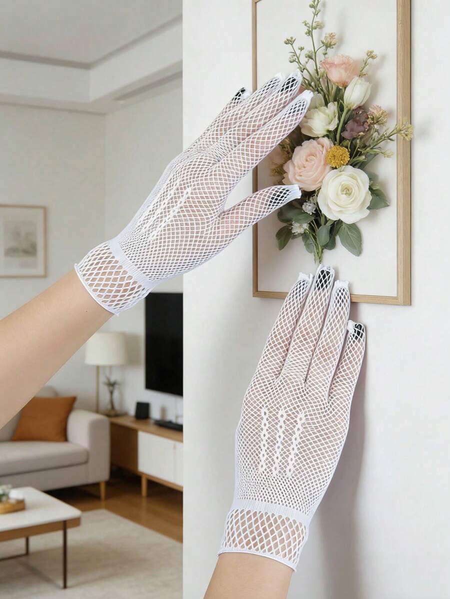 1 Pair Summer Thin Personalized Mesh Gloves, White Ceremonial Mesh Gloves, High Elasticity Black & White Colors, Sun Protection Fishnet Wedding Gloves,Travel,Festival - Multicolor - View 1