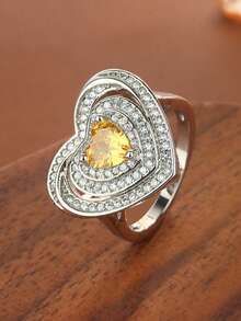 Micro-Inlaid Zirconia Heart-Shaped Ring, Vintage Retro Full Diamond Design - White and Yellow - View 6