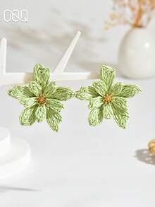 1 Đôi bông tai hoa 5 cánh 3D tự làm bằng sợi raffia, đa năng, nhiều màu sắc, kiểu dáng Bohemian, thời trang tối giản, phù hợp cho phụ nữ đeo hàng ngày, đi nghỉ mát và dự tiệc (Làm thủ công, có thể còn sót lại một ít keo, kiểu đan có thể khác nhau) - màu xanh lá - Xem 2