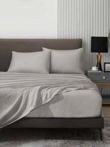 4 pièces Ensemble de draps de lit gris clair unicolore, facile d'entretien, ensemble de literie en microfibre doux. Comprend 1 drap plat + 1 drap-housse + 2 taies d'oreiller. Ensemble de draps de lit unicolore, disponible dans les tailles : Super King, King, Queen, Twin. Drap-housse à poche profonde, s'adapte jusqu'à 30 cm. Doux et respirant, résistant aux froissures, style hôtelier de luxe. Convient comme cadeau pour les parents, les amis ou pour l'utilisation en dortoir/rentrée scolaire. - Gris pâle - Voir 5