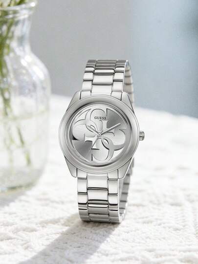 Guess Đồng hồ thạch anh đa chức năng dành cho nữ, dây đeo bằng thép không gỉ màu vàng và mặt số Tonneau sang trọng, phù hợp cho phong cách đường phố hàng ngày, trang phục công sở, quà tặng thời trang cho bạn gái/GW0104L1