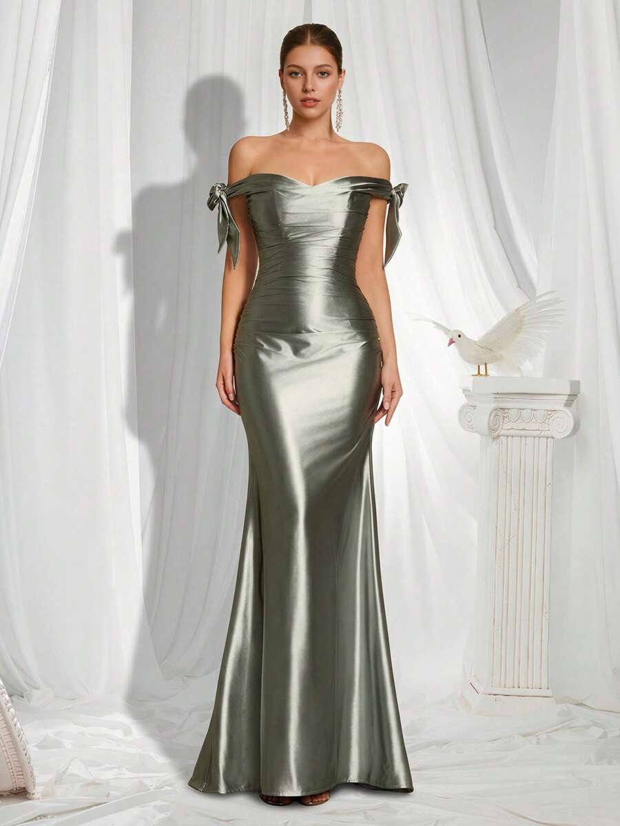 VIPGIRL Elegante vestido formal de punto largo para mujer, diseño de escote sin tirantes con hombros descubiertos y lazo, adecuado para ocasiones formales de noche - Plateado - Ver 1