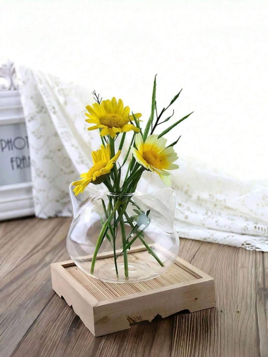 猫形玻璃花瓶，适用于水培和鲜切花——这款装饰性的猫形花盆非常适合水培，是独具特色的家居和办公装饰品。它可以作为餐桌摆饰、卧室花瓶，也是送给爱猫人士和植物爱好者的贴心礼物。非常适合种植绿萝、富贵竹、香草和小花束。 - 無色 - 查看 1