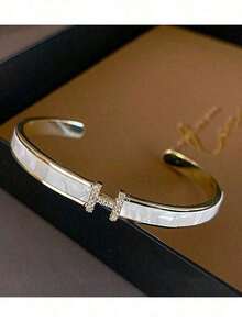 1pc Stainless Steel Fashionable & Elegant Letter Shell Cuff Bracelet, Luxury Commuter Bangle, Stylish New Jewelry For Women - 黃金 - 查看 3