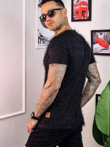 Premium Fleece-Lined T-Shirt With Subtle Sheen – Luxury Fashion Style, Super Comfortable And Striking Look - Black - View 3