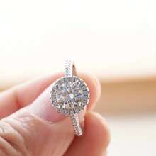 1 pieza Anillo de Moissanite redondo de 1 quilate de plata S925, anillo de compromiso/boda, accesorio de moda diario con caja de regalo - 1CT por pieza - Ver 2