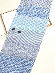 1条轻盈印花流苏围巾，优雅时尚的女士披肩，透气雪纺材质，适合春夏穿着，用途广泛，可用于户外、海滩、头巾、假日等场合。 - 藍色 - 查看 9