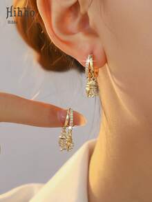Hihho 1 Pair Summer Vacation Ocean Style Fully Rhinestoned Hoop Earrings With Seashell And Fish Bone Pendants, Fashionable And Beautiful Ladies' Earrings. Creative Design Showcases Dynamic Ocean Vibe, Sparkling Diamonds Radiate Beach Holiday Ambiance, Suitable For Commuting And Dating - Double Drop Earrings - View 5