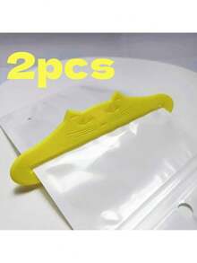 Dụng cụ bóp thức ăn cho mèo, dụng cụ phân phối thức ăn cho mèo, dụng cụ bóp pate hình mèo cầm tay, thiết kế tay cầm tiện dụng, chất liệu nhựa bền, dễ sử dụng và vệ sinh. - Nhiều màu - Xem 10