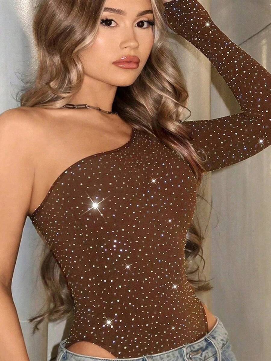 Spice Girls Sexy Mono de Lentejuelas con Cuello Asimétrico, Hombro Descubierto, Manga Larga, Estilo Body, Moda de Verano, con Pedrería - Café - Ver 1