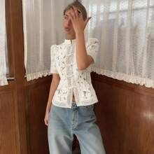 Women Long Sleeve Mandarin Collar Guipure Split Blouse Top Lace Floral Puff Sleeve Button-Down Shirt Slim Fit Elegant Sheer Tops Party Clubwear - 短白 - 查看 2