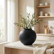 Small Blak Ceramic Vase - 6.1 Inch Small Black Round Vase, Rustic Farmhouse Vase Home Decor, Dining Table, Shelf, Bedroom, Living Room, Kitchen, Office, Bathroom, Mantle, Centerpiece Dcor - 霧面黑 + 6.1 英寸 - 查看 7