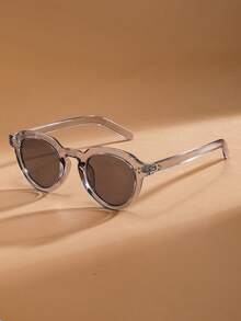 1副男士时尚眼镜，新款圆形镜框，简约百搭，铆钉设计，适合街头风、日常佩戴、T台走秀、派对、驾驶、度假等场合。 - 彩色 - 查看 7