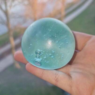 1/2pcs Cute Blue Stress Relief Squeezy Ball, 6cm Round Malt Texture Pressure Relief Toy, Office Relaxation/Home Entertainment Anxiety Relief, Affordable Fun Toy, Suitable For Mother's Day/Graduation Gift, Valentine's Day, Wedding, Toy, Bag Decor, Soft Fidget Toy, Birthday, Room Decor (This Is A Small Toy, Only 4cm In Size. If You Don't Like Small Items, Please Don't Buy It)