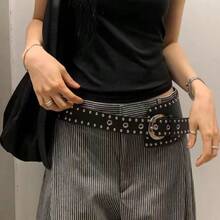 1 chiếc thắt lưng cong kiểu Punk Y2K đính đinh tán, thắt eo bất đối xứng đa năng, phù hợp với quần jeans, váy, dự tiệc và trang phục đường phố. - trắng - Xem 2