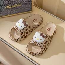 Dép đi trong nhà Hello Kitty in họa tiết da báo, sản phẩm chính hãng của Sanrio, dễ thương và mềm mại, phù hợp cho cả sử dụng tại nhà và thư giãn. - Dép nữ - Xem 11