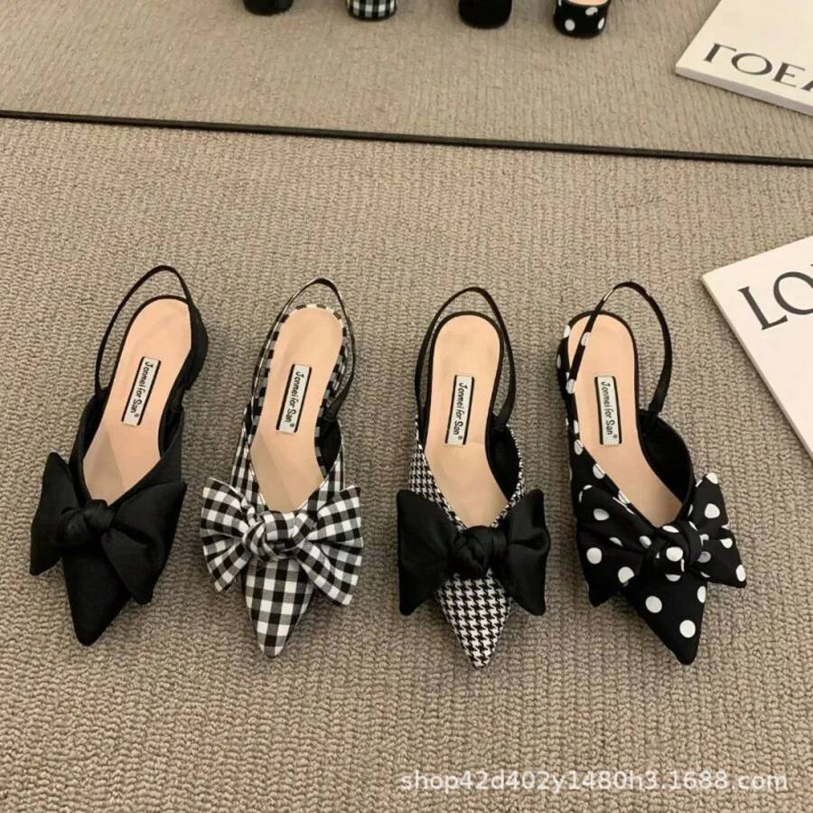 Women Flats - Polka Dots - View 1