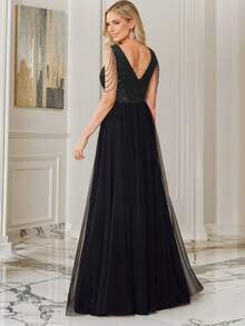 V-Neck Fitted Sequin Embellished Formal Gown - Black - View 3