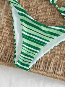 Onefish Bộ bikini tam giác kẻ sọc xanh lá cây, áo bikini tam giác dây mảnh buộc sau lưng có thể điều chỉnh, đệm mút có thể tháo rời, chất liệu vải mềm mại co giãn, họa tiết kẻ sọc nhiều màu, kiểu dáng phối màu tương phản tươi mới, thích hợp cho kỳ nghỉ hè trên bãi biển. - màu xanh lá - Xem 7