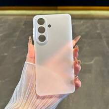 适用于三星 Galaxy A57、A37、A17、A07、A56、A36、A26、A16、A06、A05、A15、A25、A35、A55、A12、A13、S24 Plus、S25 FE、S26 Ultra 的超薄防摔磨砂手机壳 - 無色 - 查看 7