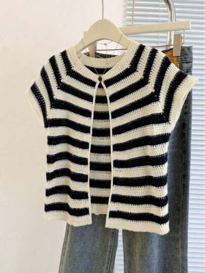 Áo khoác cardigan dệt kim tay ngắn kẻ sọc tối giản cỡ lớn