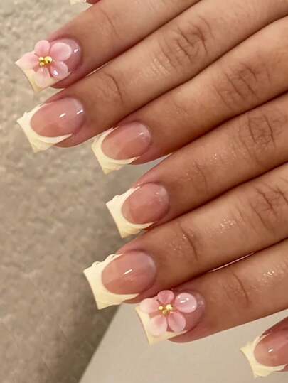 24pcs Short Square 3D Yellow Wavy 3D Flower & Pearl Design Press-On Nails, Includes 1 Gel Polish And 1 Nail File, Full Coverage Suitable For Women And Girls, Versatile For Daily Wear
