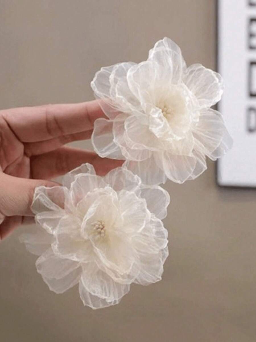 2个女士甜美白色网纱花朵发夹，适合日常佩戴，波西米亚风格 - 白色 - 查看 1