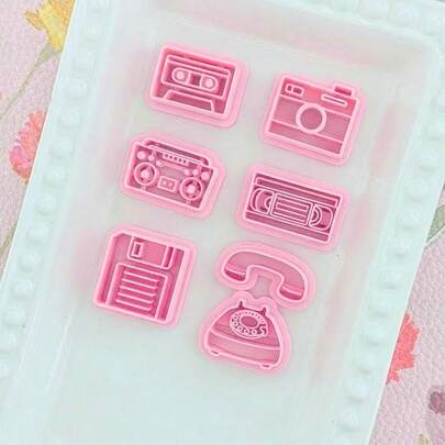 1/6Pcs Cute Retro Electronics Polymer Clay Cutters Set, Cassette Camera Radio Tape Floppy Disk Phone Shape Clay Earring Cutters, DIY 90s Vintage Dangle Earrings Jewelry Making Tools, Perfect For Retro Lover Gifts, Y2K Craft Supplies