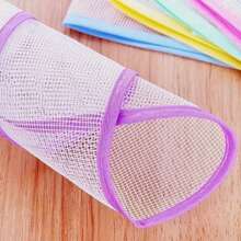 Tapete de malha resistente a altas temperaturas, feito de PVC e ABS duráveis, usado como capa para tábua de passar roupa a vapor para evitar queimaduras e proteger a superfície. Ideal para uso doméstico. Capa protetora para tábua de passar roupa, acessório moderno para cozinha. Material resistente ao calor. Tapete para passar roupa resistente ao calor. Protetor para altas temperaturas. Capa para passar roupa a vapor. Cor aleatória. - A - Ver 11