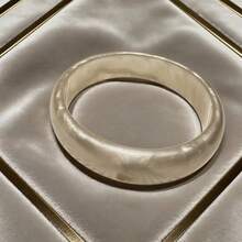 1 pieza Brazalete ancho de textura blanca lechosa, brazalete lujoso similar a la ágata natural, accesorio versátil para uso diario - Pulsera redonda vintage - Ver 3