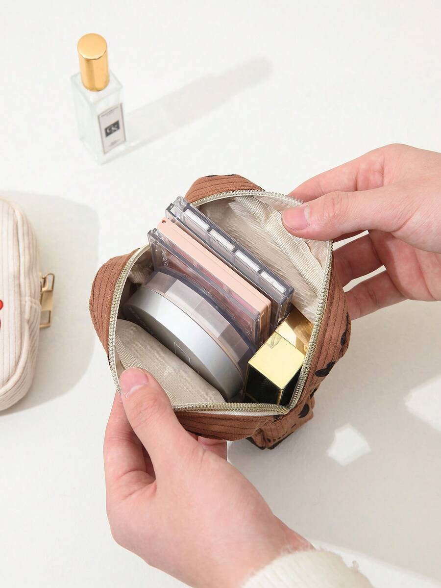 1pc Reusable Velvet Sanitary Pad Storage Bag, Portable Mini Cosmetic Bag, Multi-Functional Travel Toiletry Pouch For Women