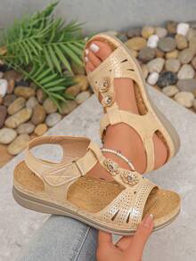 Sandalias de cuña de verano para mujer con suela gruesa y diseño floral, cómodas, ligeras y elegantes, adecuadas para uso casual, al aire libre, bodas, fiestas, viajes y actividades de ocio. Confeccionadas a mano con costuras ajustables. - Champán - Ver 1