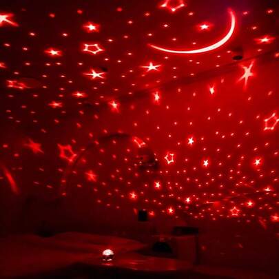 USB投影灯 - 绚丽RGB LED夜间投影，适用于家居装饰、娱乐和营造浪漫氛围，采用耐用ABS塑料外壳，娱乐照明