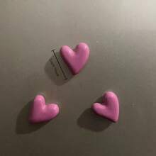 8pcs Cute Dual-Color Heart-Shaped Fridge Magnets, Pink Resin Heart Fridge Stickers, Personalized Kitchen, Office Whiteboard, Storage Cabinet And Dishwasher Fridge Magnets, Kitchen Decor, Romantic Home Decor - Multicolor - View 3