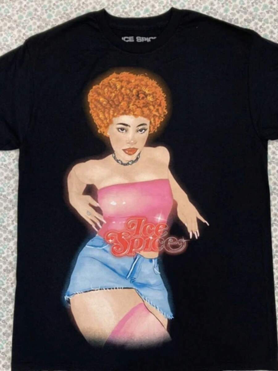 Ice Spice Airbrush Boyfriend  Girls T-Shirt - Black - View 1