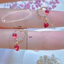 可爱优雅的锌合金心形耳环，搭配鲜艳的红色吊坠：无镀层，亲肤材质，是浪漫约会的理想之选——女士精美配饰 - 彩色 - 查看 2