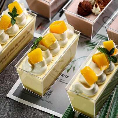 10/15/20pcs/Pack 5oz/150ml Plastic Dessert Cups, Reusable Plastic Rectangle Dessert Bowls, Mini Plates, Cake Molds, Suitable For Desserts, Pudding, Mousse, Picnics, Parties(Does Not Include A Lid.)