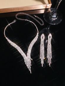 This Elegant 2 Pieces Women's Jewelry Set Features A V-Shaped Design And Includes A Sparkling White Rhinestone Tassel Necklace And Earrings. It Is Perfect As A Jewelry Gift For Banquets, Parties, Weddings, And Other Occasions, And Is Also An Ideal Accessory For Valentine's Day. - Silver - View 3