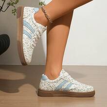 Women's New Bohemian Style Casual College Retro Outdoor Flat Skateboard Shoes - Yellow - View 5