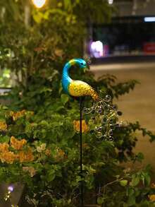 1 pieza Lámpara de arte de hierro con forma de pavo real alimentada por energía solar, luz ambiental nocturna LED para exteriores, adecuada para decorar tu propio jardín, efecto de iluminación suave, brillando por la noche, luz solar con forma de ave para el césped - Multicolor - Ver 9