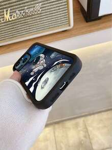 1 pieza Funda de teléfono con protección de lente resistente a golpes y con diseño de astronauta de moda, adecuada para hombres y mujeres, opción ideal para entusiastas de la moda, diseño minimalista y elegante compatible con Apple/Infinix/Vivo/OPPO, versión internacional, no la versión nacional - Estilo 2 (1 pieza) - Ver 5