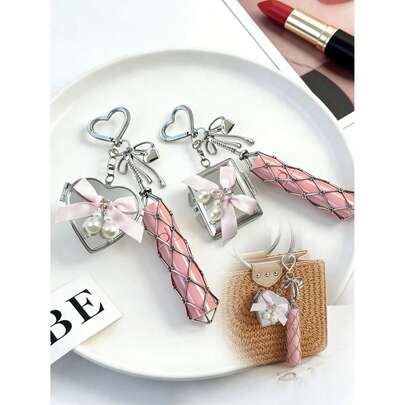 Y2K Metal Lipstick Storage Bag Pendant, With Replaceable Stainless Steel Mesh Bag, Heart-Shaped Bow Decoration, Pearl Decoration Lipstick Box Key Chain, Built-In Mini Mirror, Fashionable Lipstick And Cosmetics Hanging Decorations, Fashionable Pendant For Handbags And Wallets, Portable Cosmetics Accessories, Perfect Gift For Women, Girls, Beauty Lovers And Gift Givers, Mother's Day Or Thanksgiving Day.