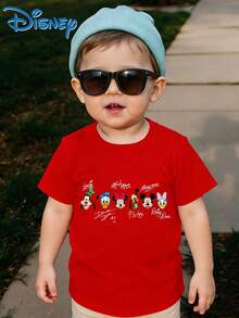A Casual And Fashionable Short-Sleeved T-Shirt For Boys And Girls, Featuring The Designs Of Disney's Mickey Mouse Daisy And Her Friends. It Is Perfect For Party Outfits And Daily Wear. - Red - View 2